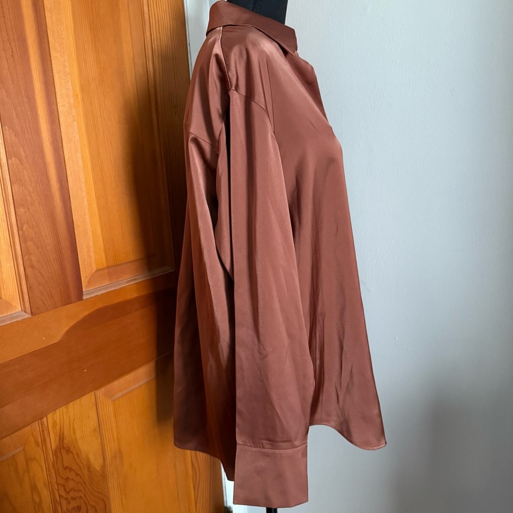 Uniqlo Rust Bronze Silky Button Down Top - Picture 7 of 13